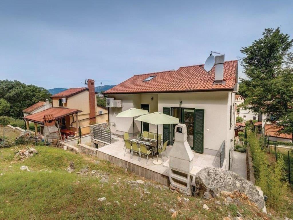 Apartments Grzic Porozina Exterior photo
